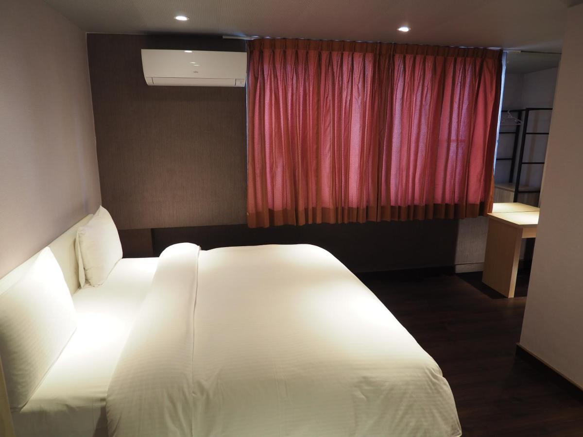Day Chen Hotel Yilan Экстерьер фото