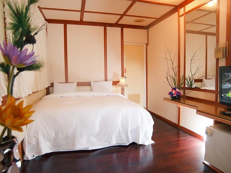 Day Chen Hotel Yilan Экстерьер фото