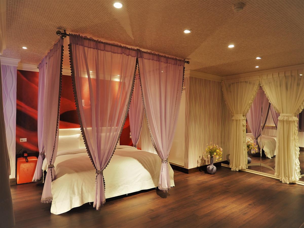 Day Chen Hotel Yilan Экстерьер фото