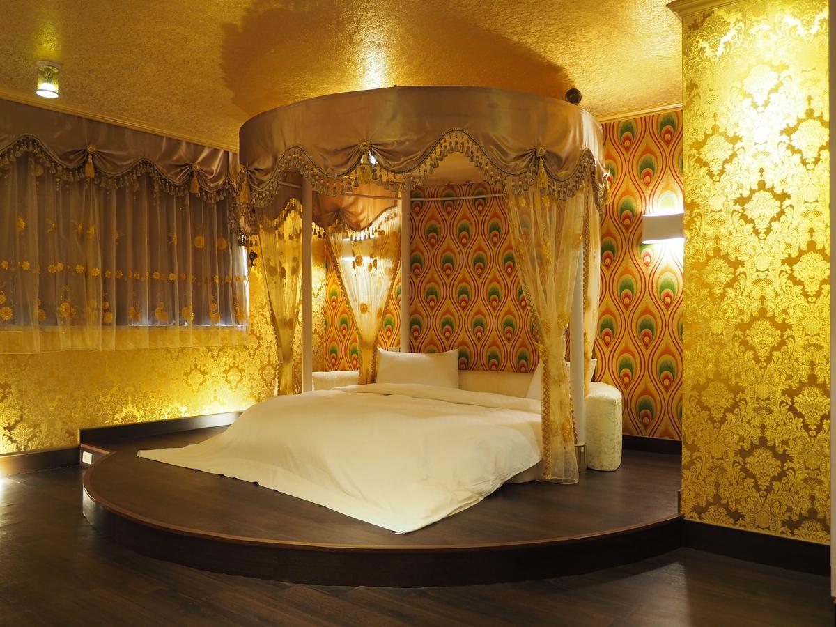 Day Chen Hotel Yilan Экстерьер фото