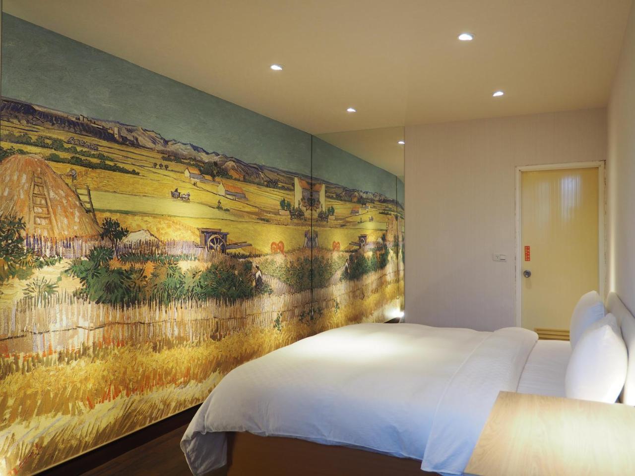 Day Chen Hotel Yilan Экстерьер фото