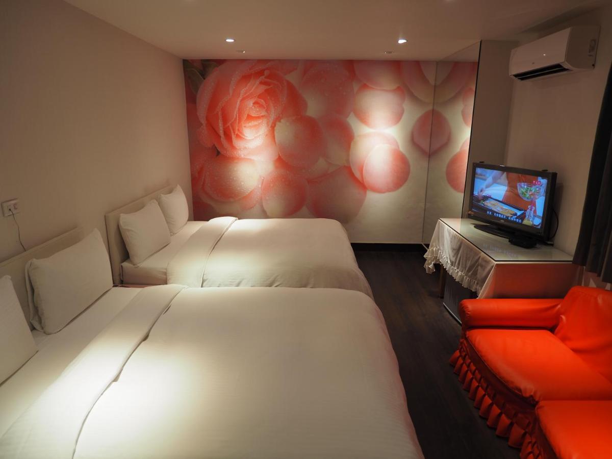 Day Chen Hotel Yilan Экстерьер фото