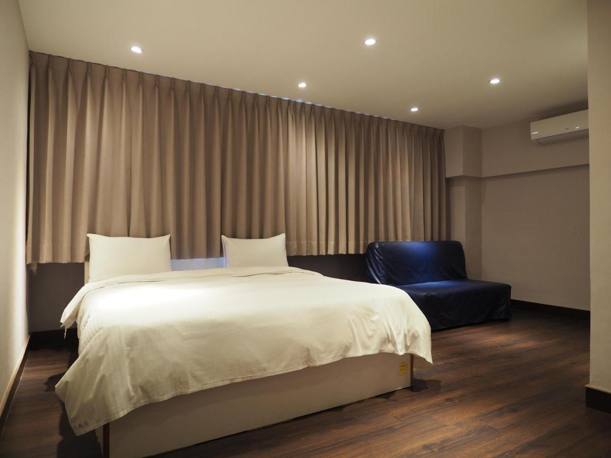 Day Chen Hotel Yilan Экстерьер фото